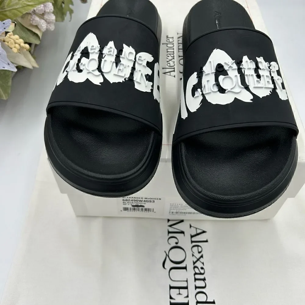 Menzel Alexander McQueen rubber graffiti pool slide size 42.5 made in Italy